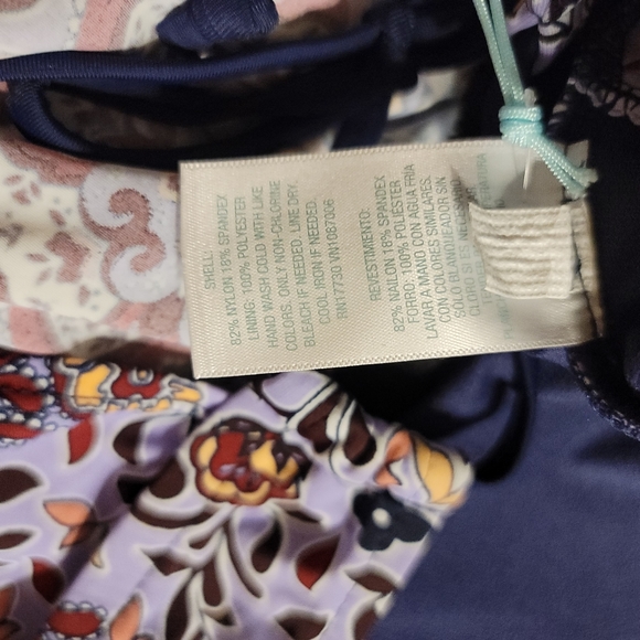 NWT BUILT IN BRA HALTER TIE BACK ADJUSTABLE SWIM BATHING SUIT TOP PLUS SIZE - Picture 5 of 7